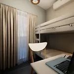 Hostel Gest *
