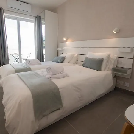 Hostel Gest *